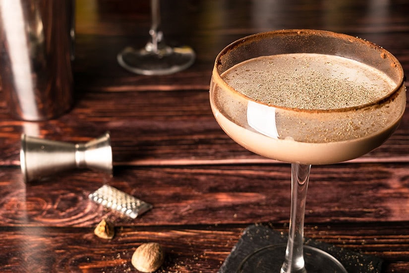 best cocktails recipe brandy alexander - Luxe Digital