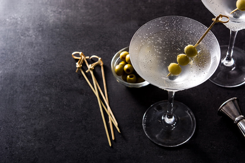 best cocktails recipe dry martini - Luxe Digital