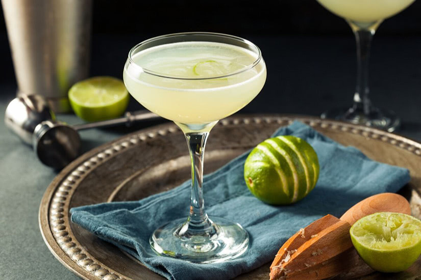 best cocktails recipe gimlet - Luxe Digital