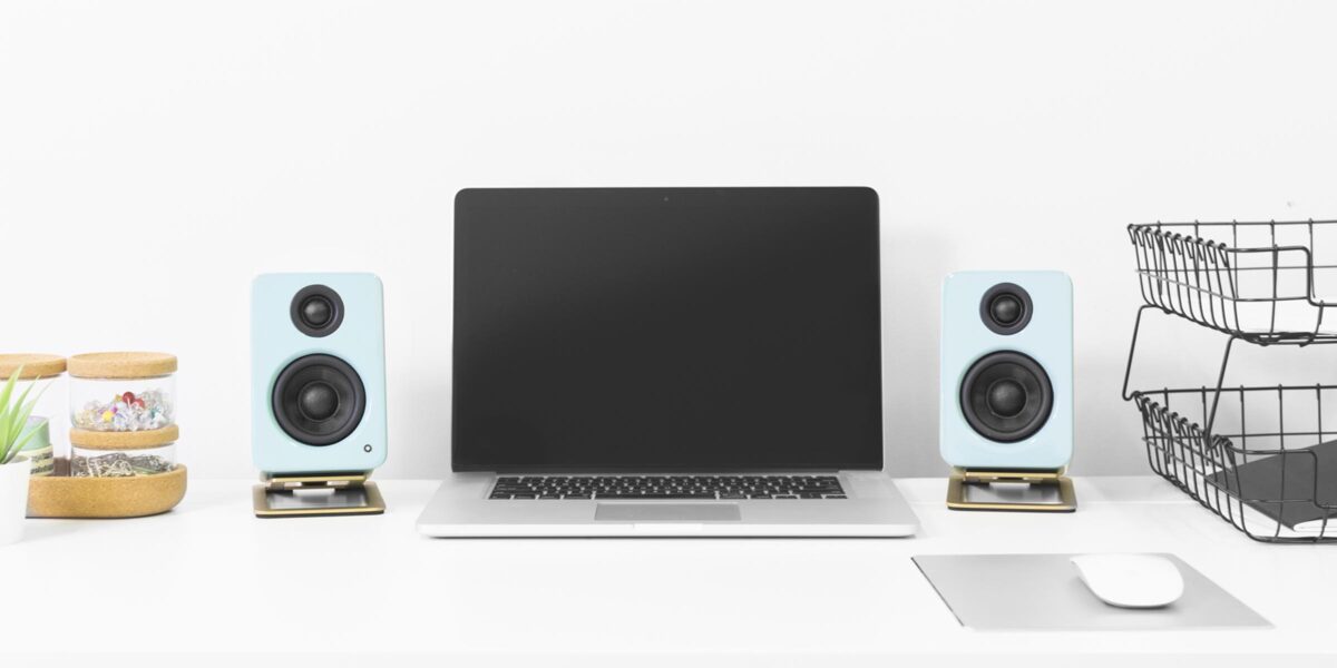 best computer speakers - Luxe Digital