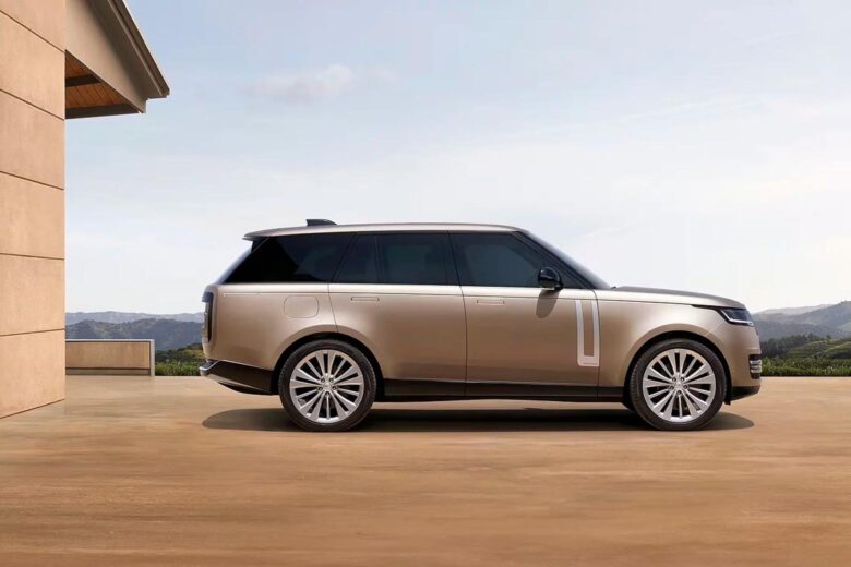 best luxury suvs land rover range rover hybrid - Luxe Digital