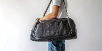 best men gym bags review - Luxe Digital