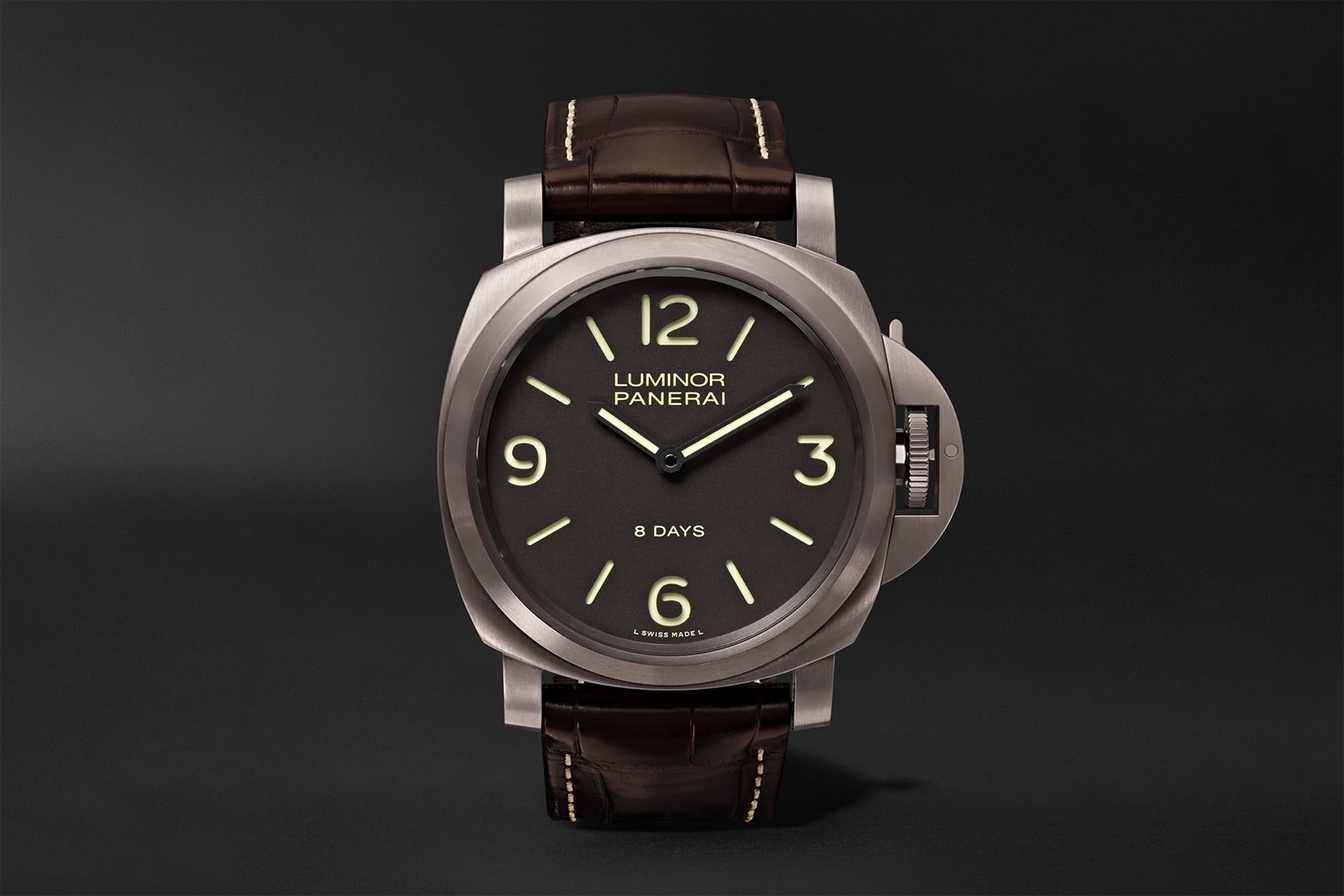 best pilot watch panerai luminor base 8 days titanio - Luxe Digital