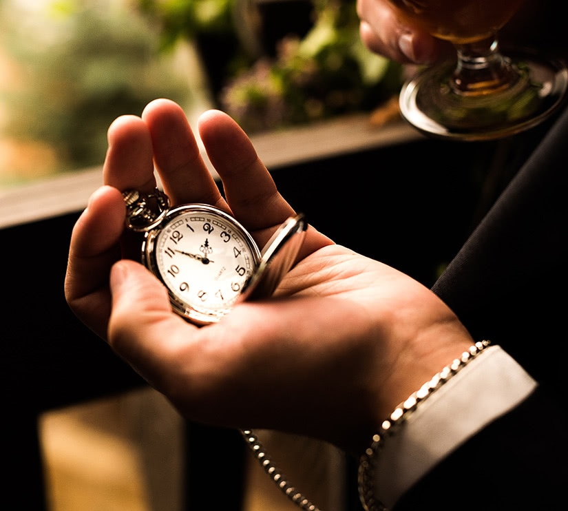 best pocket watch reviews - Luxe Digital