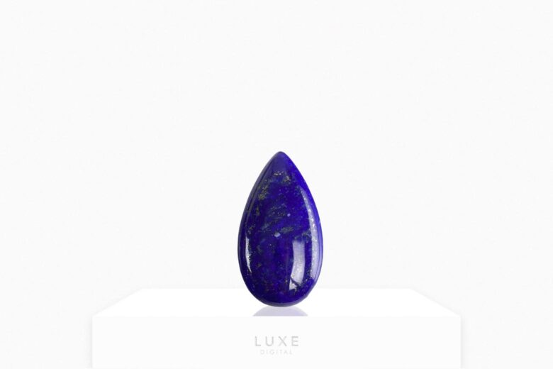 blue gemstones lapis lazuli review - Luxe Digital