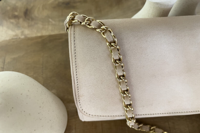 Emmy London Natasha clutch review chain - Luxe Digital