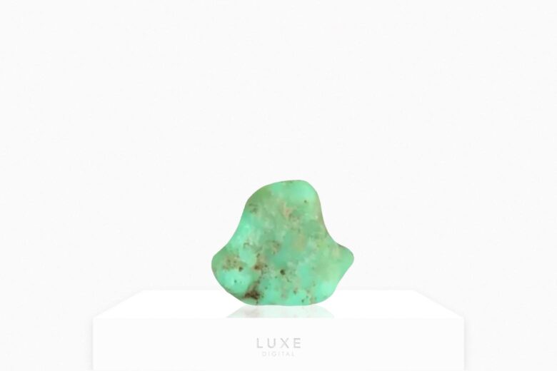 green gemstones chrysoprase review - Luxe Digital