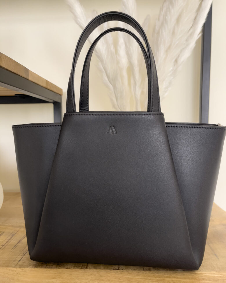 KAAI Pyramid bag review quality - Luxe Digital