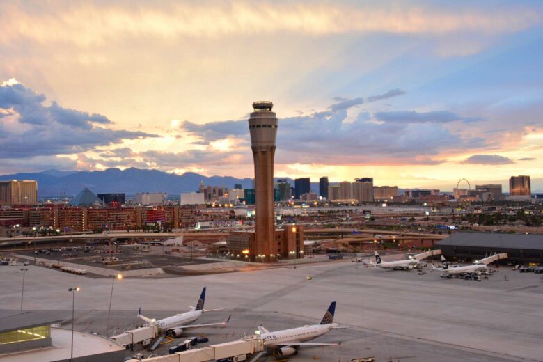 largest airports in the world las vegas harry reid international - Luxe Digital