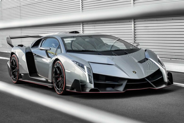 rarest cars in the world lamborghini veneno - Luxe Digital