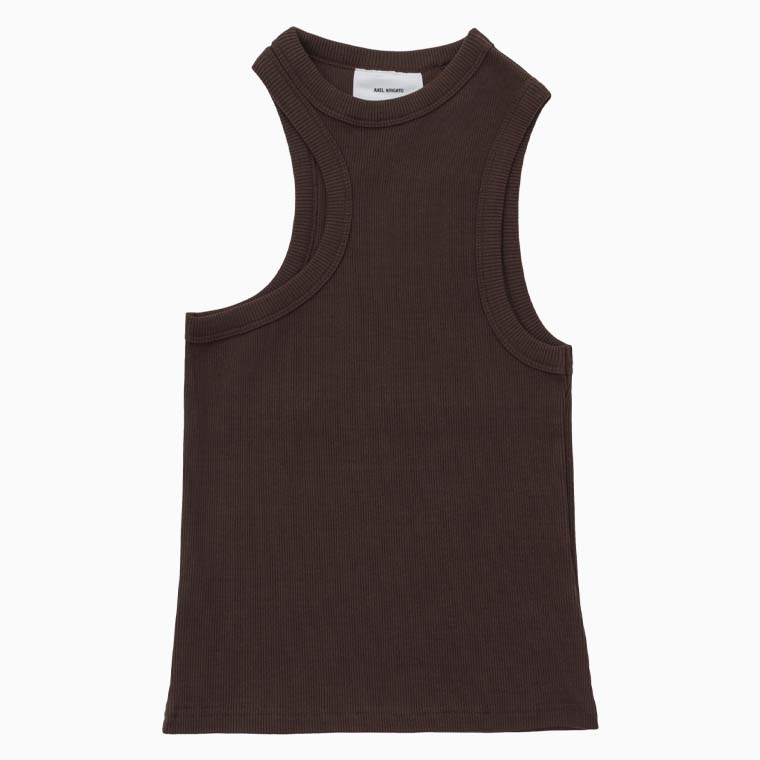 women casual dress code guide axel arigato scoop tank top - Luxe Digital