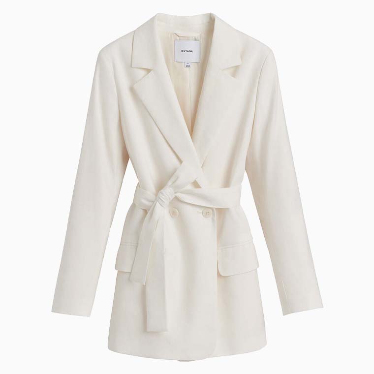 women casual dress code guide cuyana relaxed blazer - Luxe Digital